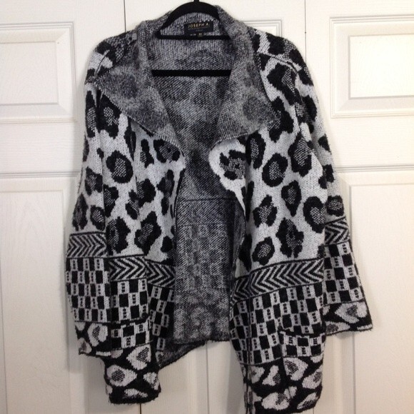 JOSEPH A Woman Size 1X Black White Drape Collar open Cardigan Animal Geometric - Picture 2 of 10